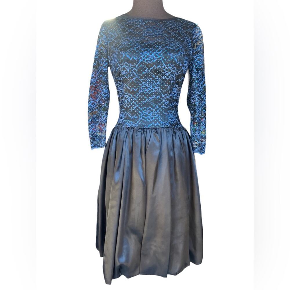 Vtg Metallic Lace Sheer Sleeve Drop Waist Full Skirt Regency Modest Dress S